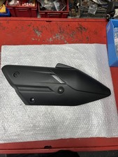 1A019880 Protection Silencieux Noir ORIGINALE piaggio beverly 400 HPE 2021/2024