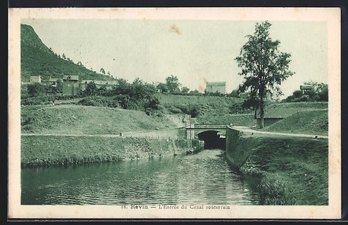 Cpa revin entrée du canal - revin,,