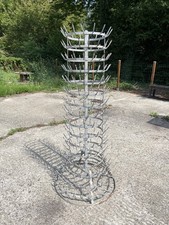 Porte bouteilles vide ou