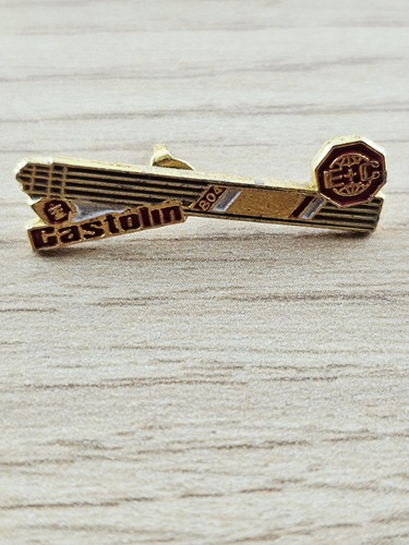 Pin pins logo castolin - pin's, pin's