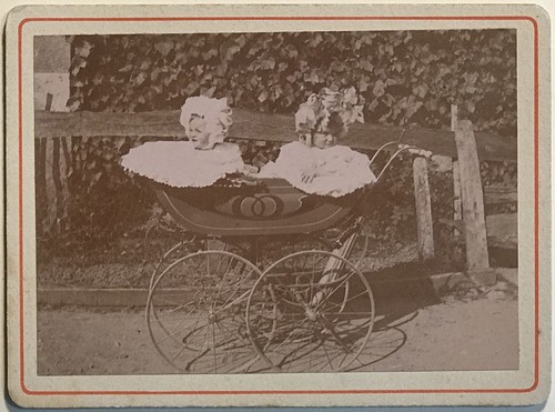 Deux bébés poussette - deux,