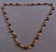 Collier plaqué or Hématite