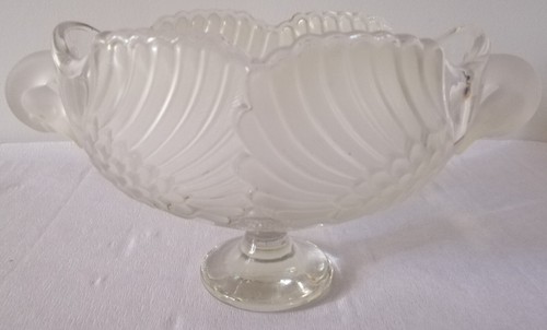 Vintage coupe sur pied - vintage,