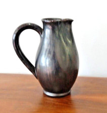 A identifier Grand pichet noir