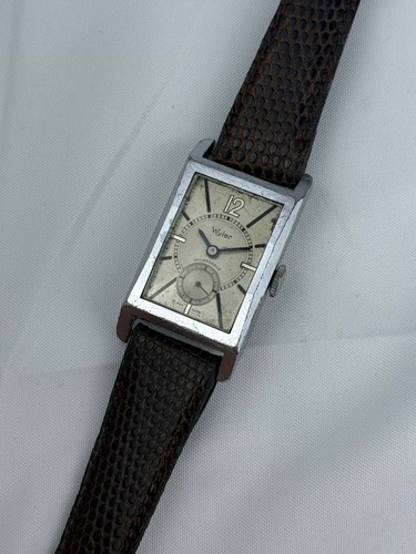 1940s wyler wristwatch - 1940s,