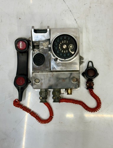 Téléphone mural aluminium - mural,