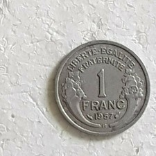 PIECE DE 1 Franc MORLON de 1957   en alu