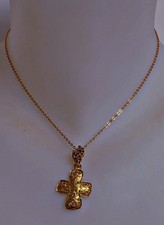 Vintage  pendentif Christian