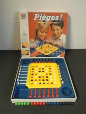 Jeu De Société MB Pièges 