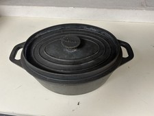 Cocotte En Fonte Oval Invicta