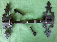 2 targettes fer forgé