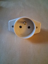 prise 220 Volts 2 pôles + terre Blanche Jupiter Legrand Neuve De Stock 