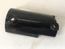 UN CACHE DE DEMARREUR MOTO KAWASAKI 750 ZR7S ZR7 S 2001-2003 ( pièce moteur )