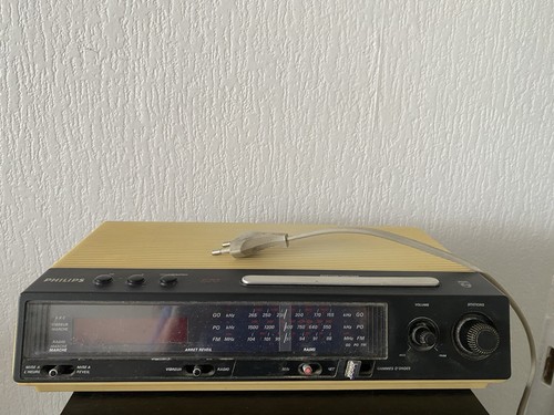 Philips 570 radio réveil - philips, radio-réveil