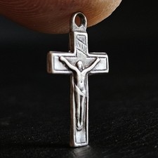 Petite & ancienne croix en