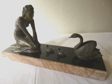 Sculpture "Leda  et Le Cygne" régule ART DECO URIANO CIPRIANI