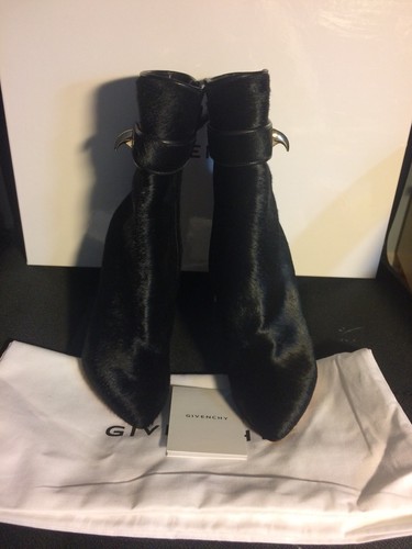 Givenchy shark lock - lock, boot