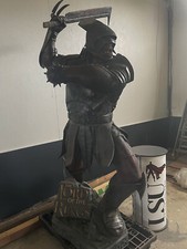 The Lord of the Rings Uruk-Hai Life-Size Statue Oxmox Muckle