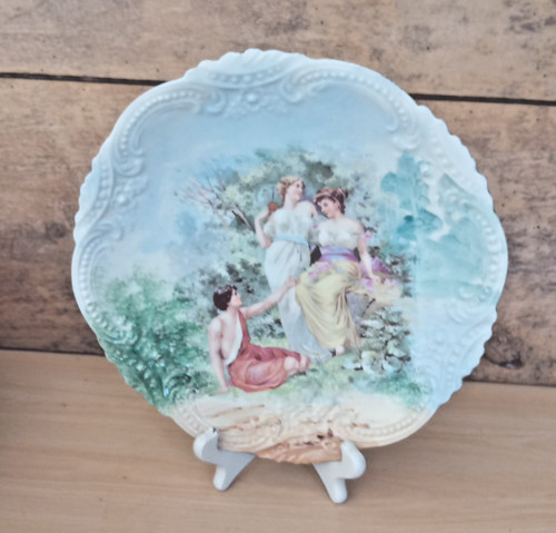 Assiette ancienne en - e6/,