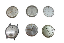 Lot de 6 mouvements et cadrans