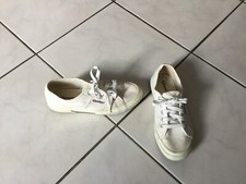 Baskets SUPERGA pointure 37 toile blanche bon etat
