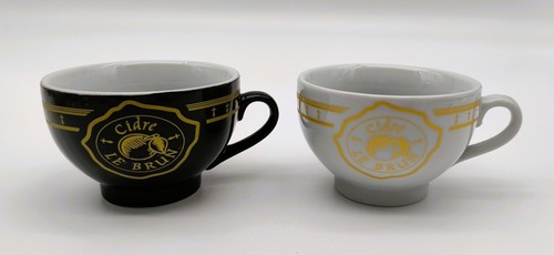 Lot 2 tasses - de,
