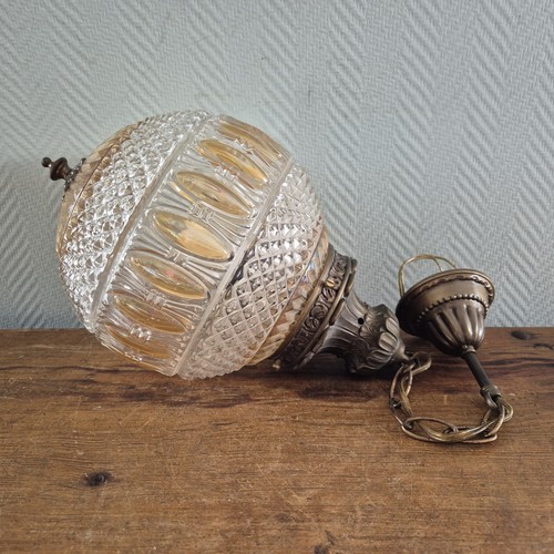 Ancienne suspension verre - en,