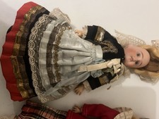 Poupée Ancienne Type Bleuette  29 , 30 Cm Environ Chaussure Marqué 2 Clouer .