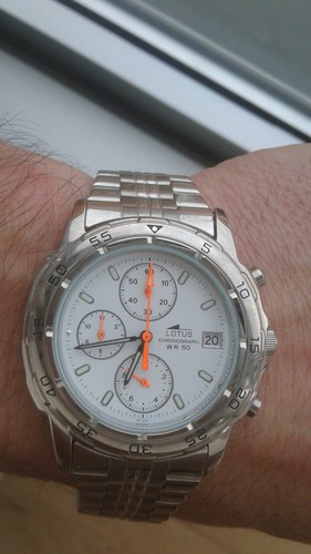 Lotus 9610 chronographe 50m - lotus,