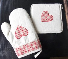 MANIQUE ET GANT  DE FOUR