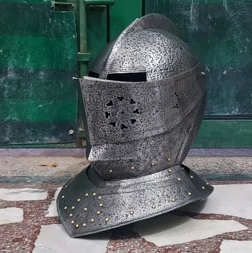 Casque armure ferme - casque,