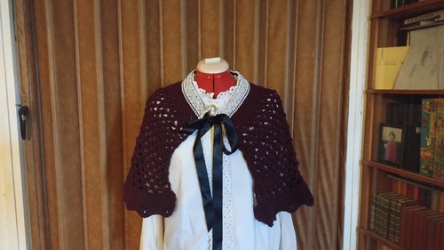 Capeline bordeaux fait main - ,
