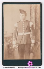 HOMME EN UNIFORME D'APPARAT, MUSICIEN ?, MILITAIRE ?, PHOTO CDV VERS 1890 -A13