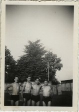 PHOTO ANCIENNE - VINTAGE SNAPSHOT - HOMME TORSE NU MUSCLE MAILLOT BAIN SLIP -MAN