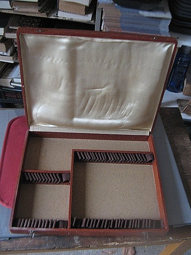 627 ecrin vide pour - ,