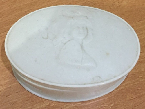 Ancienne bonbonnière boîte