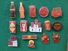 lot de pin's sur le logo Coca Cola