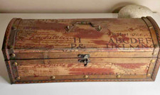 boîte en bois ancienne pour bouteille vin champagne vintage