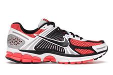 Nike Zoom Vomero 5 SE Bright