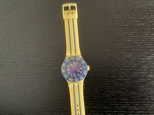 Montre swatch jaune bleu - montre,