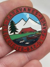 Insigne Badge Émaillé Ancien Caravanes Électricité Gaz De France A Identifié 