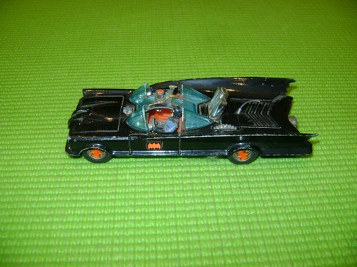 Corgi toys 267 batmobile - toys,