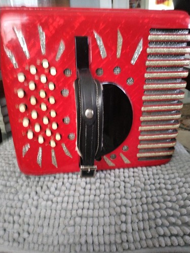 Concertina crown quad - crown, e