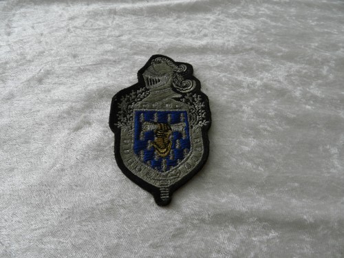 Ancien insigne militaire