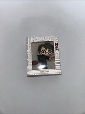 Figurine  Harry Potter neuve en boîte collection fan balai magicie