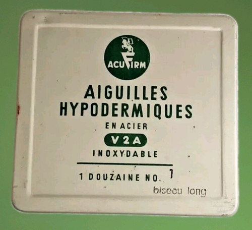 Ancienne boîte médicale