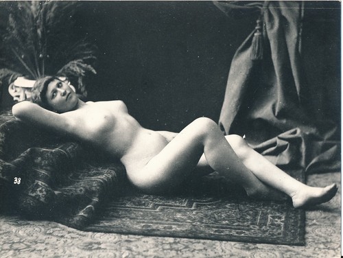 Contretype jeune femme - contretype,