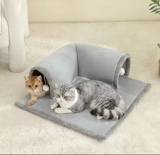 Lit avec tunnel pour chat