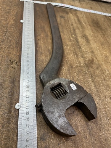 Old tool outil - old, à