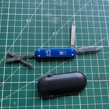 Canif Victorinox "Peugeot Heuliez  “ 3 fonctions , Automobilia